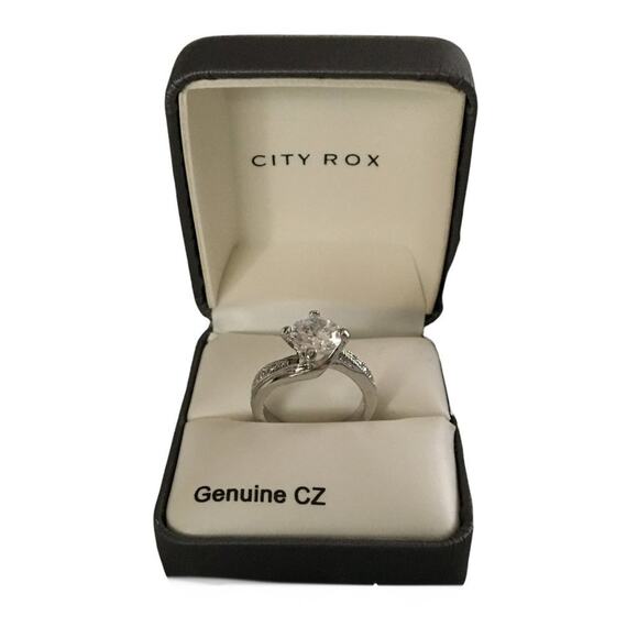 City Rox Size 6 Cubic Zirconia Ring Silver Tone - Picture 2 of 15